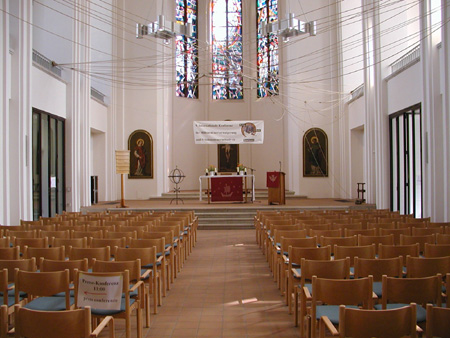 2-barth_kirche_leer1