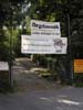 2 kirche eingang plakat1